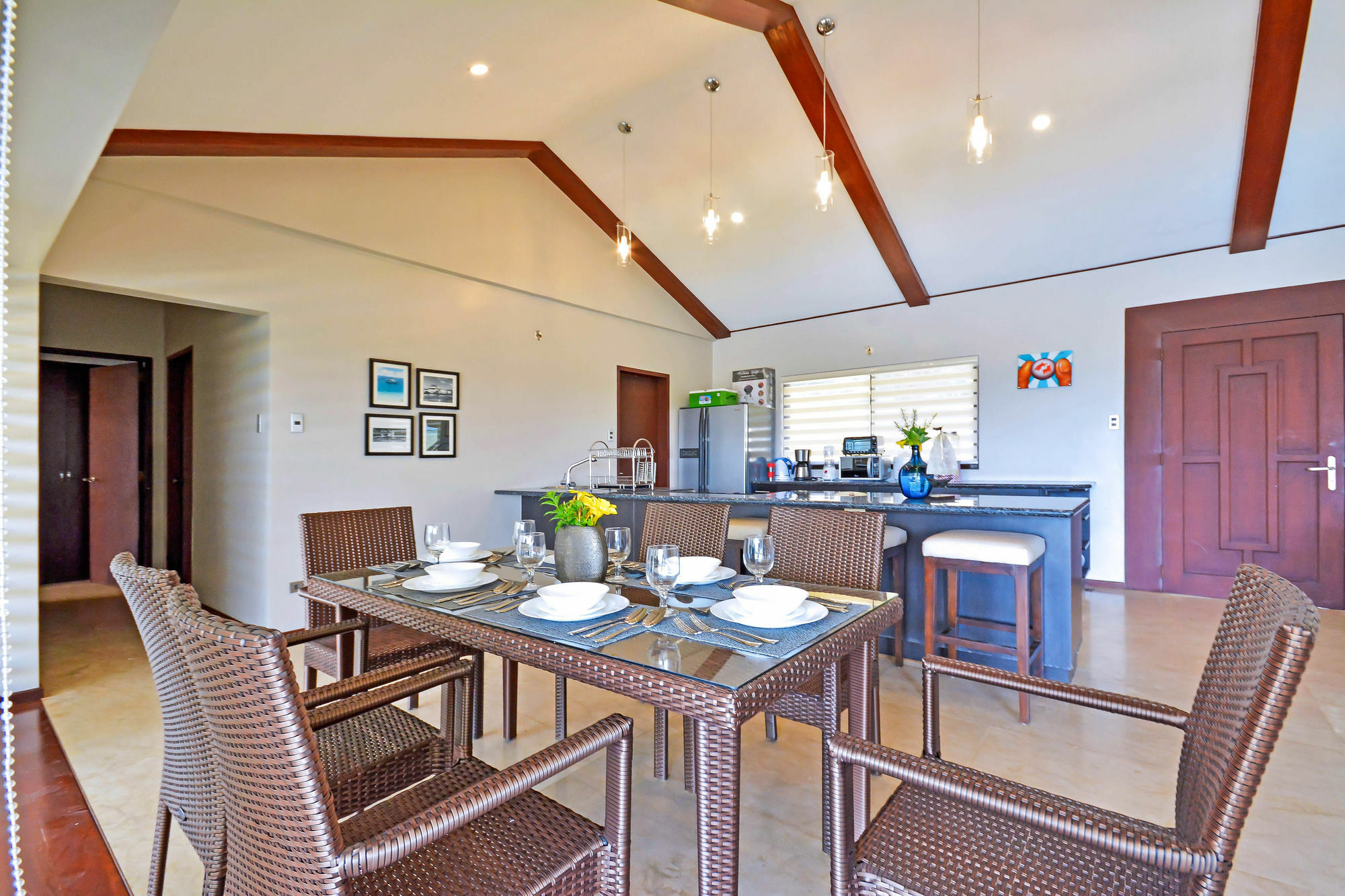 One Hagdan Villas Yapak Exterior photo