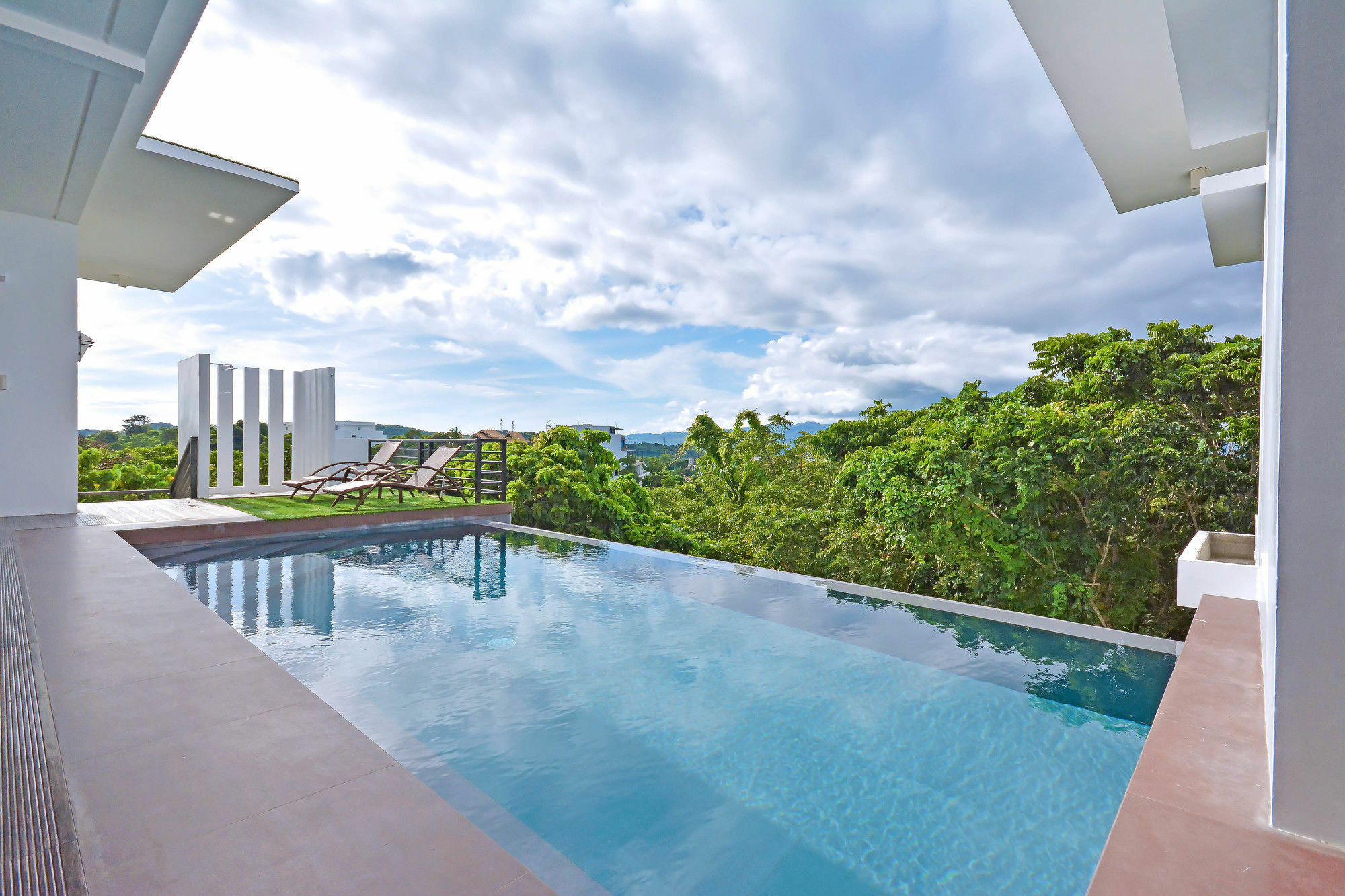 One Hagdan Villas Yapak Exterior photo
