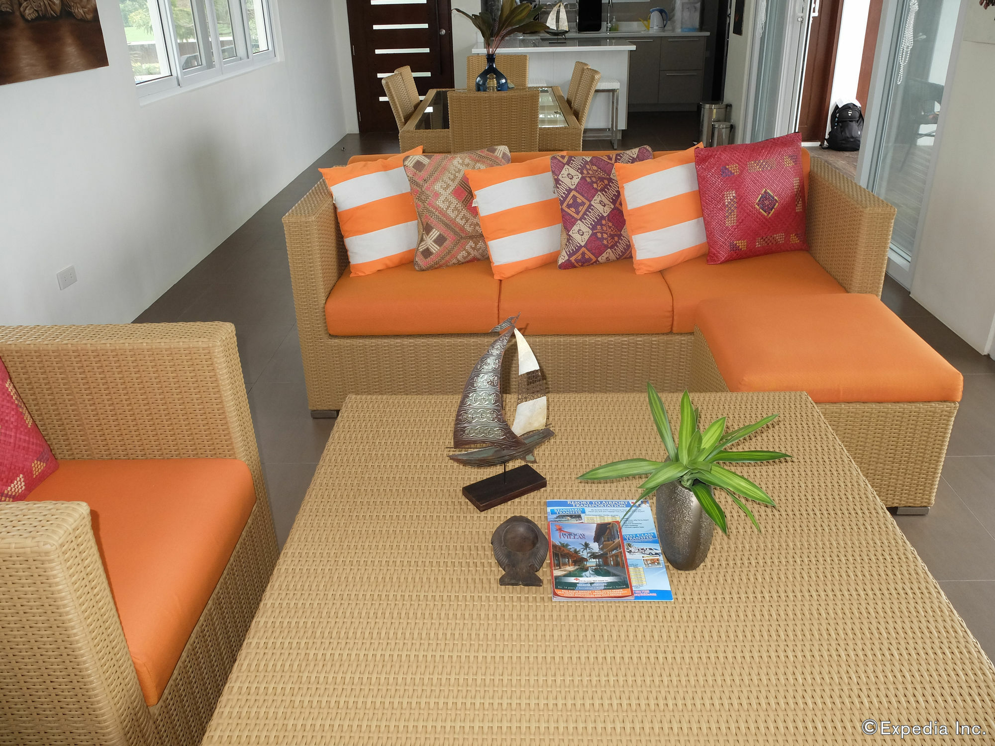One Hagdan Villas Yapak Exterior photo